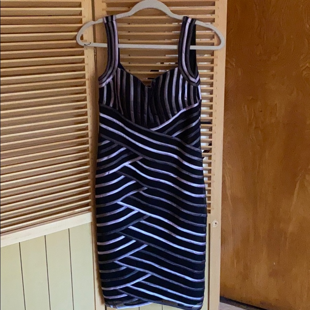 Cocktail Dress By JS collectibles size 6
